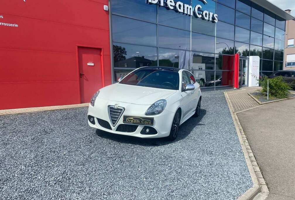 Alfa Romeo Quadrifoglio verde