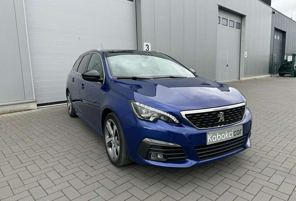 Peugeot 1.5 BlueHDi GT Line (EU6.2) TOIT PANO / GPS /