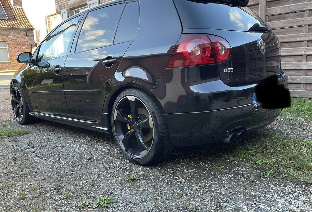 Volkswagen 2.0 DSG Pirelli