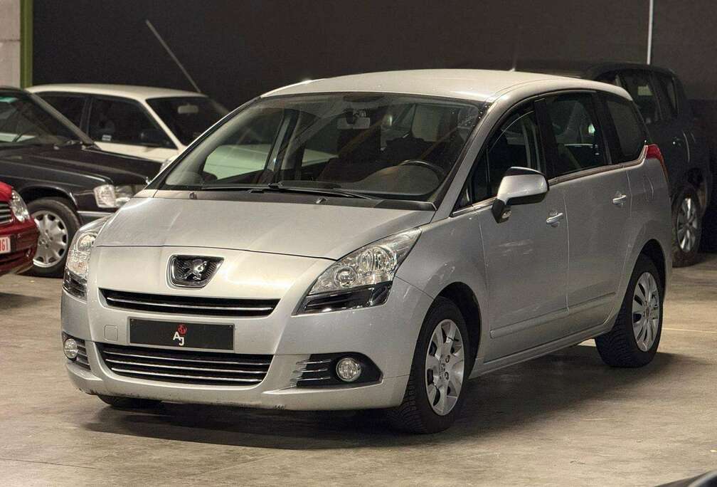 Peugeot 5008 1.6i HANDELAAR OF EXPORT