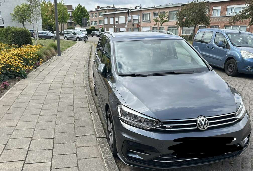 Volkswagen R Line