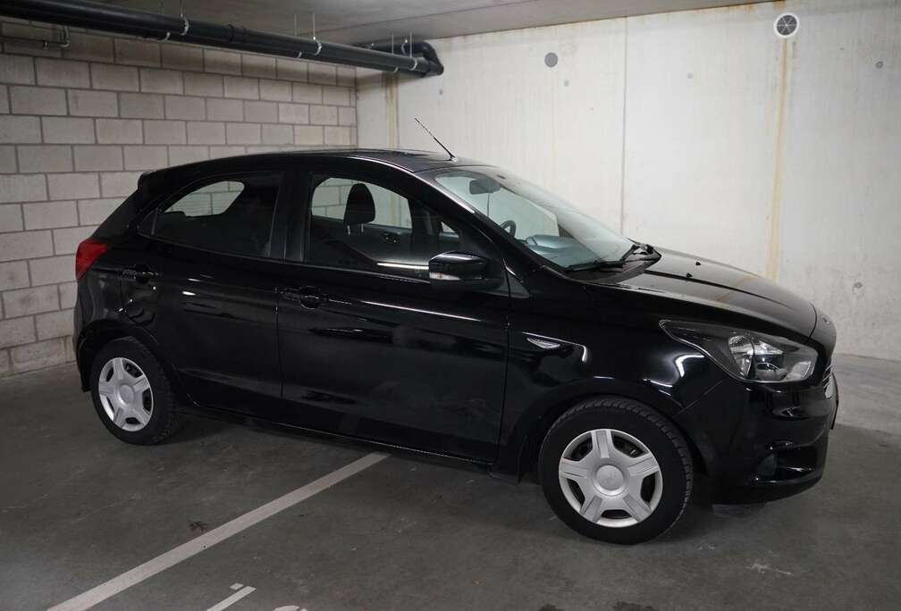 Ford Ka+ 1.2i Black Edition