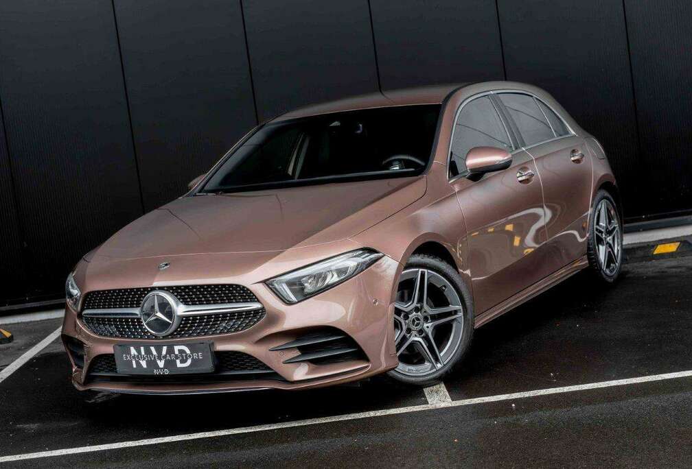 Mercedes-Benz AMG LINE  ROSE GOLD  PARK ASSIST  CAM  LED