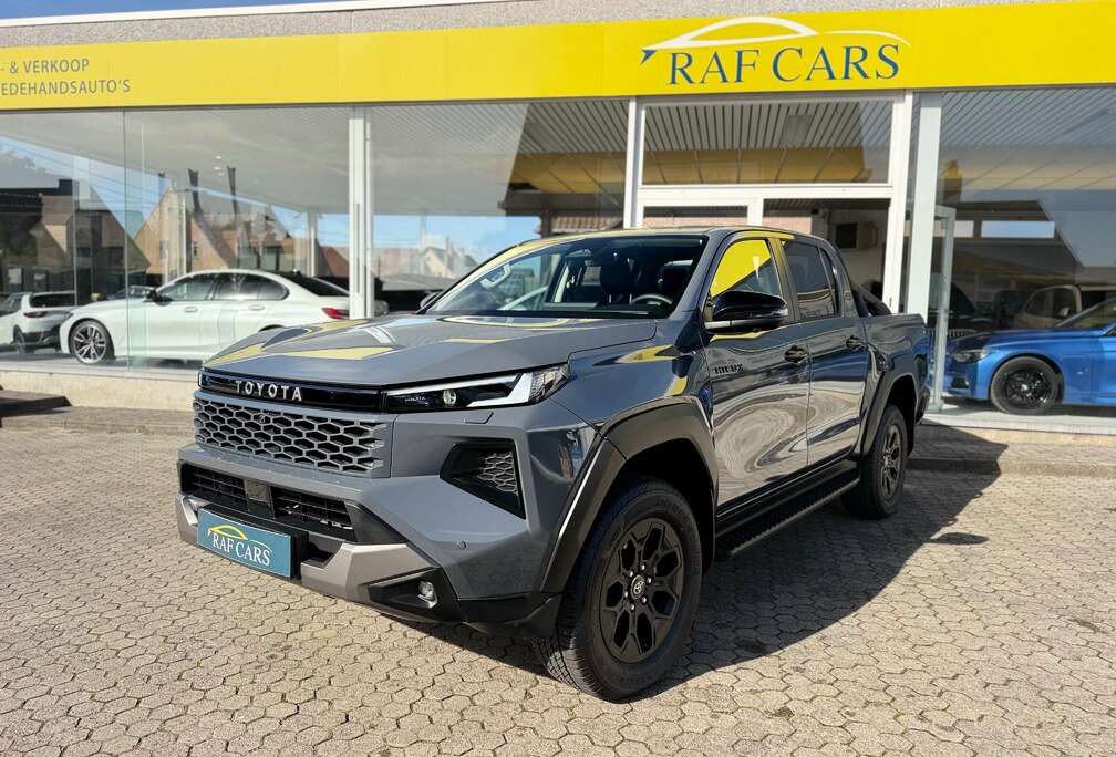 Toyota 2.8 D-4D 4WD Invincible MY26 - FACELIFT - NIEUW!