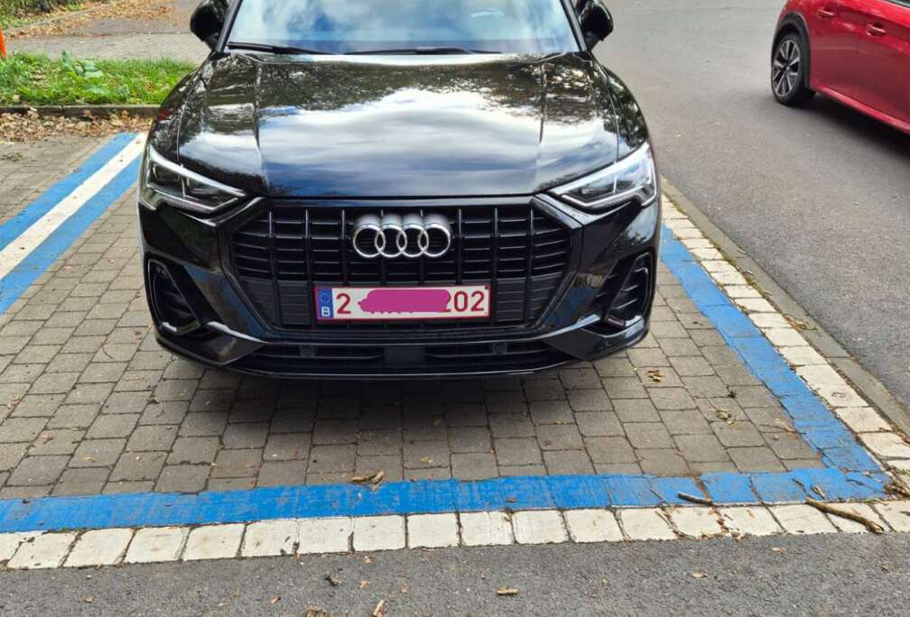 Audi Sportback 35 TDi Business Edition S line tronic