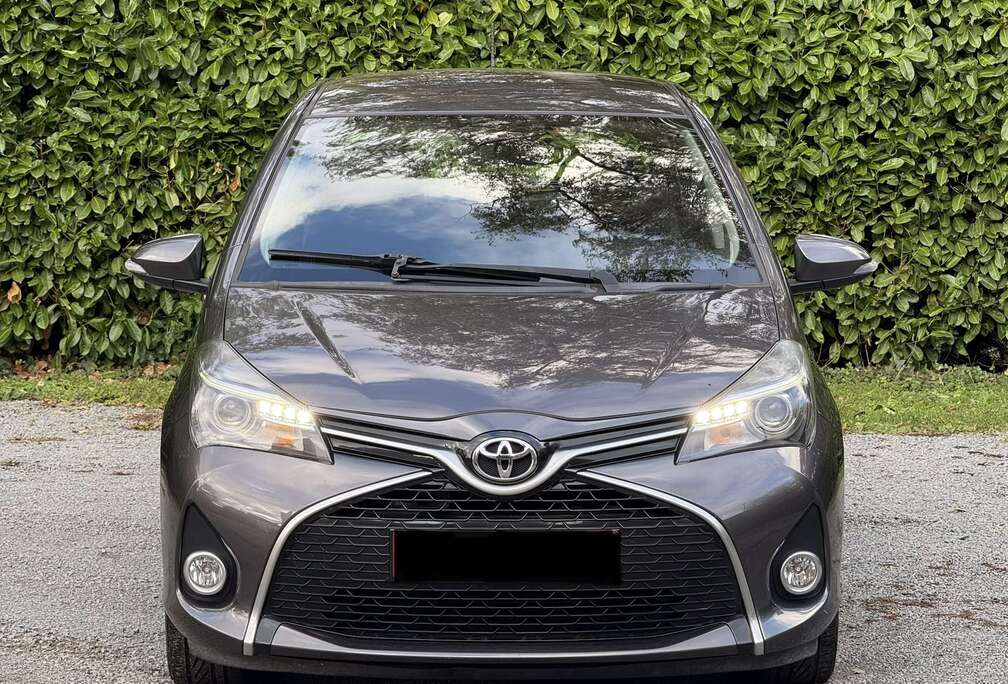 Toyota 1.33 Benzine-6 Bak-Eerste Eigenaar-Dealeronderhoud