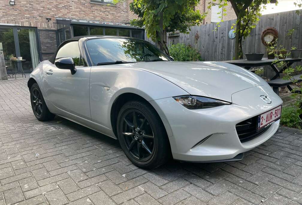 Mazda SKYACTIV-G - Ceramic White - 55000km