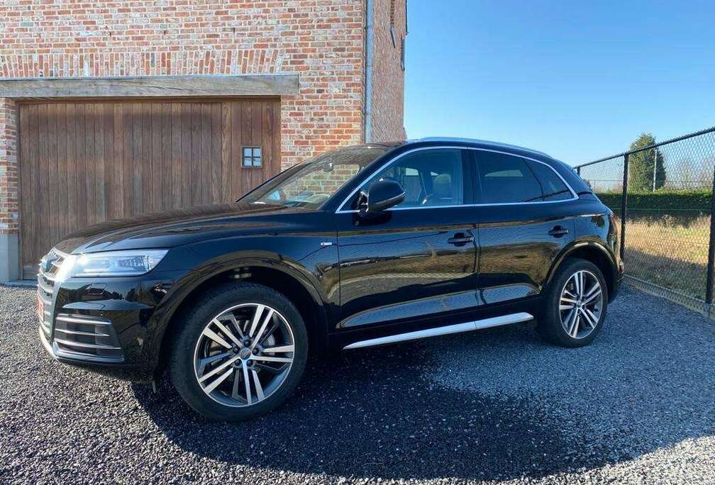 Audi Q5 2.0 TDI quattro S tronic sport