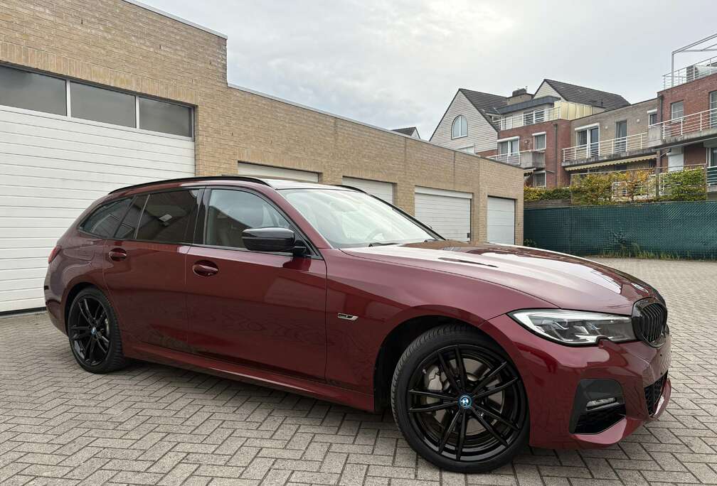 BMW 330e Touring xDrive Aut. M Sport / 12 M Garantie