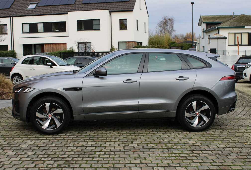 Jaguar D200 AWD R-Dynamic + Black Pack