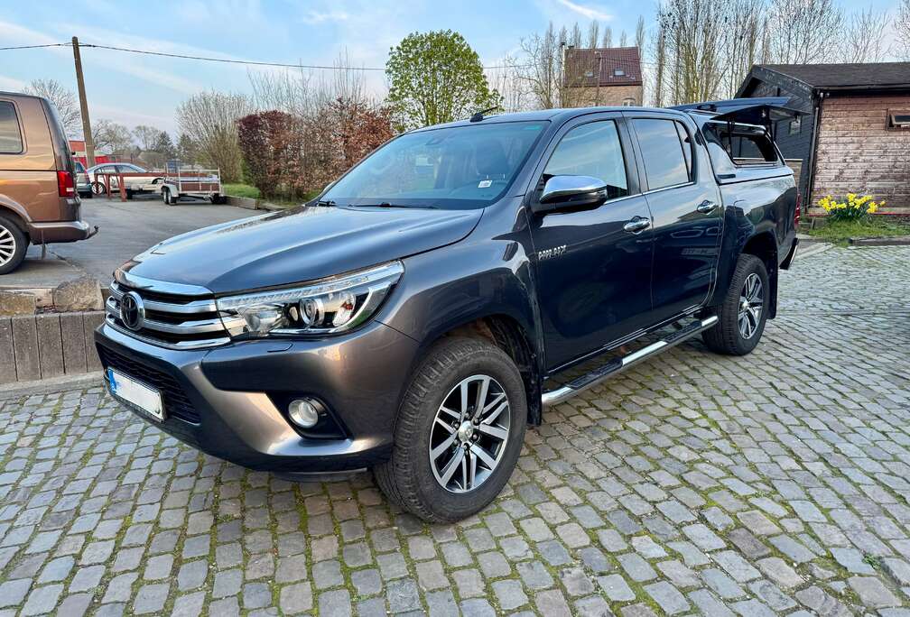 Toyota 2.4 D-4D Lounge (EU6.2) Belgium car TTC