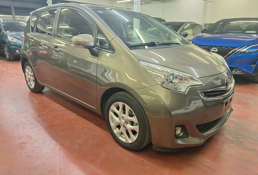 Toyota Verso S 1.33 VVT-i Skyview Multidrive S