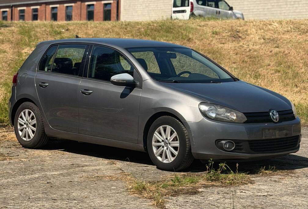Volkswagen Golf 1.6 CR TDi Trendline DPF
