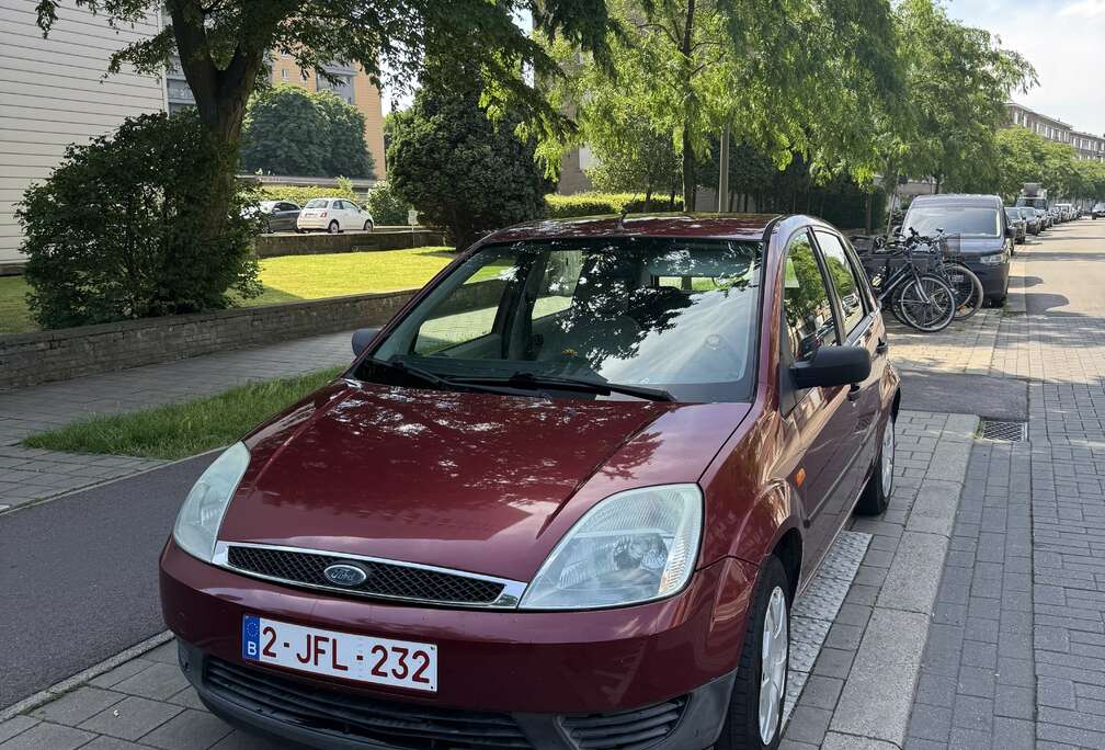 Ford 1.6i 16v Trend