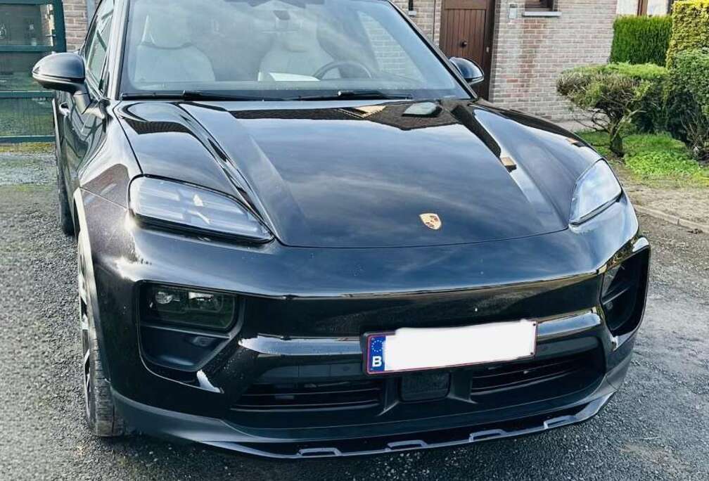 Porsche e-Macan 100 kWh 4S