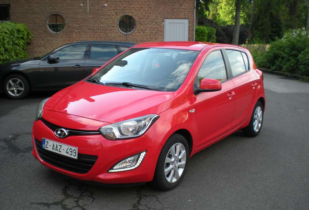 Hyundai AUTOMATIQUE 1.4i Style