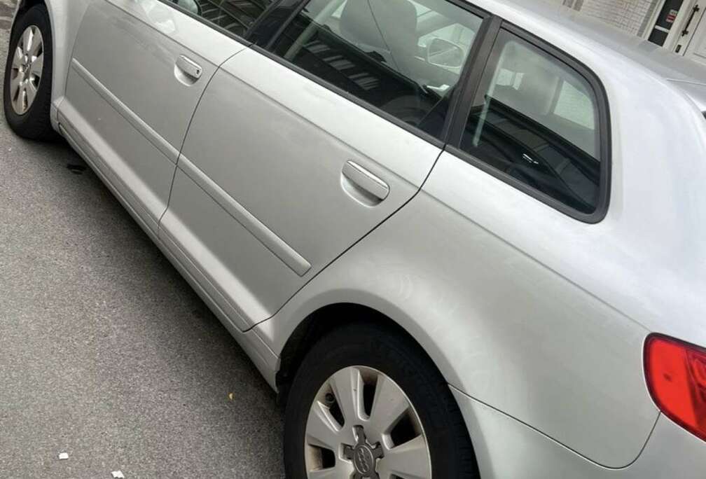 Audi Sportback 1.6 TDi Ambiente Start/Stop DPF