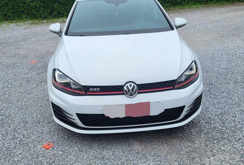 Volkswagen 2.0 TSI