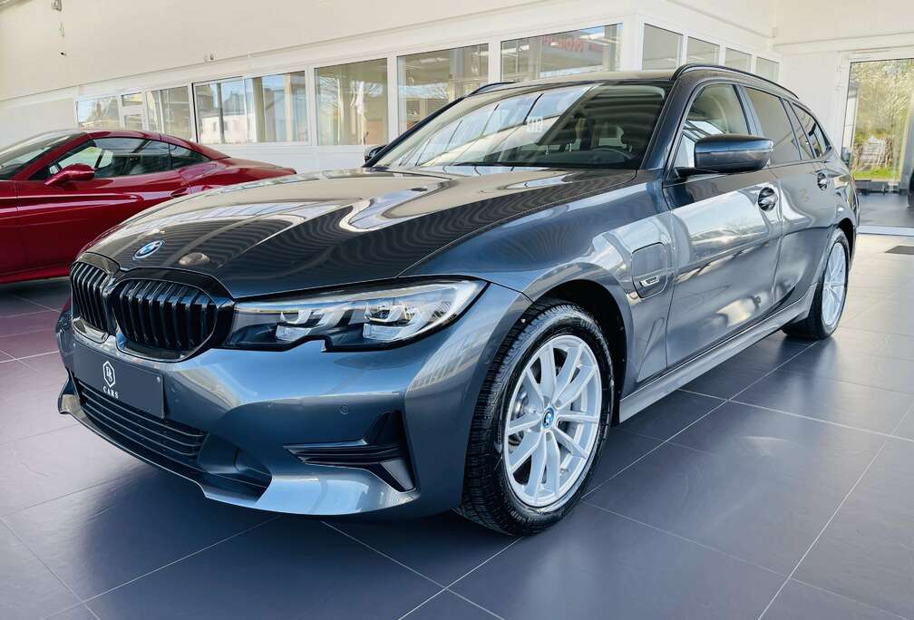 BMW 320eA PHEV *** GARANTIE + + COCKPIT + LED + GPS + CUIR ***