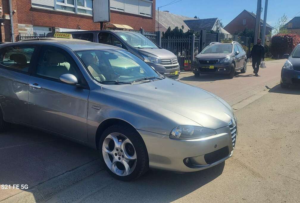 Alfa Romeo 147 2.0i TS Selespeed Boite Automaat