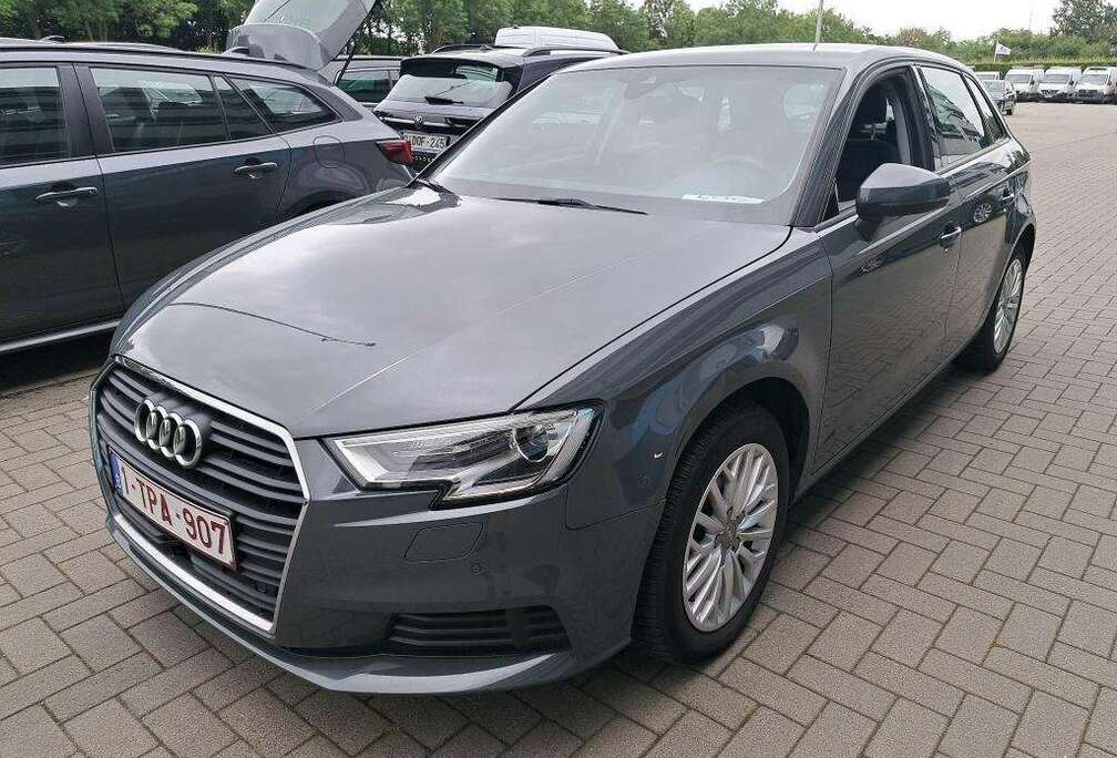 Audi Sportback 1.6 TDi Business Edition S tronic