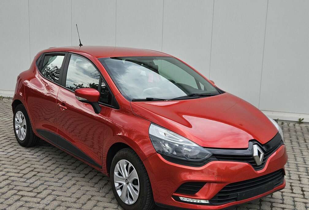 Renault 1.2i Life