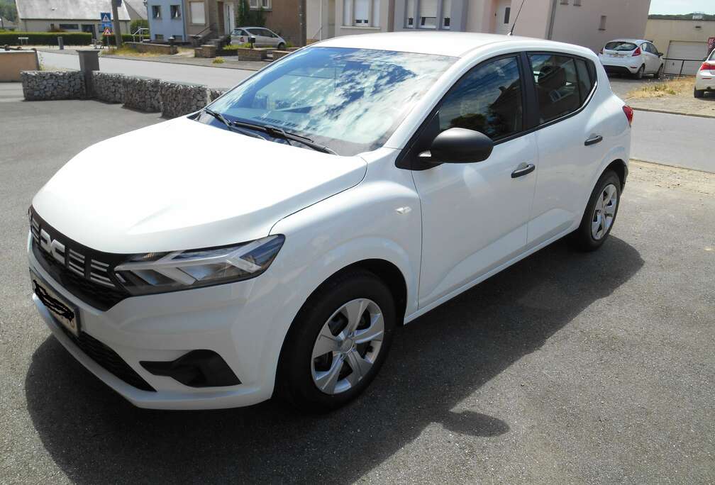 Dacia Sandero 1.0 TCE Essential 90 cv Garantie constructeur 04-29