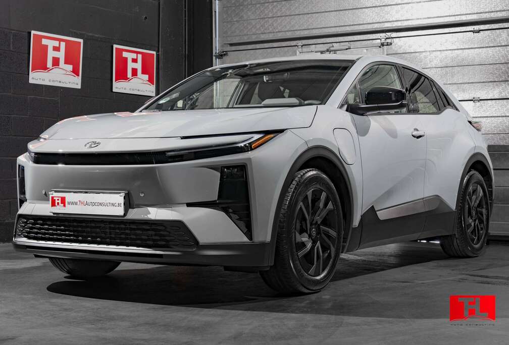 Toyota C-HR  77 kWh 2WD Business Business