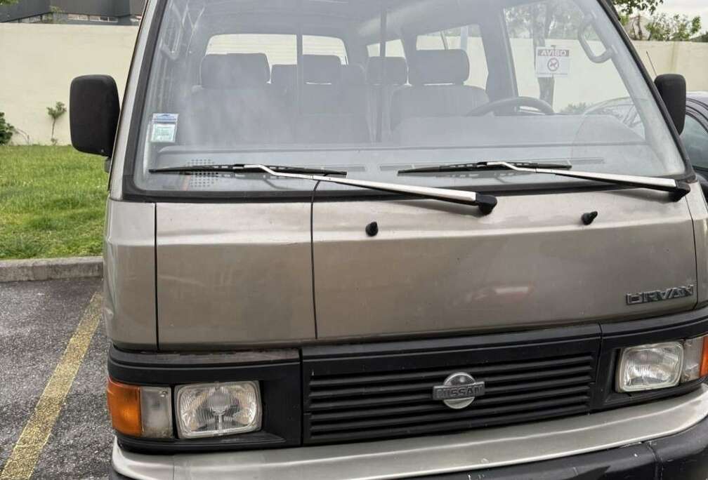 Nissan 2,3