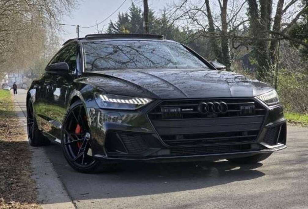 Audi PHEV 55 TFSI e Quattro S tronic Full Option