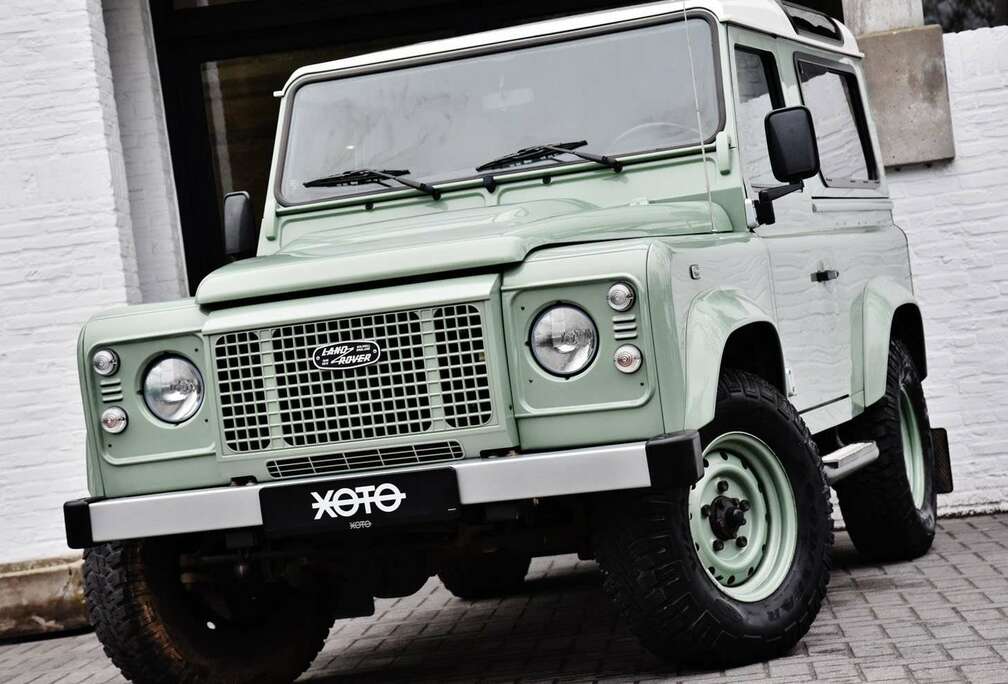 Land Rover 90 HERITAGE LIMITED EDITION