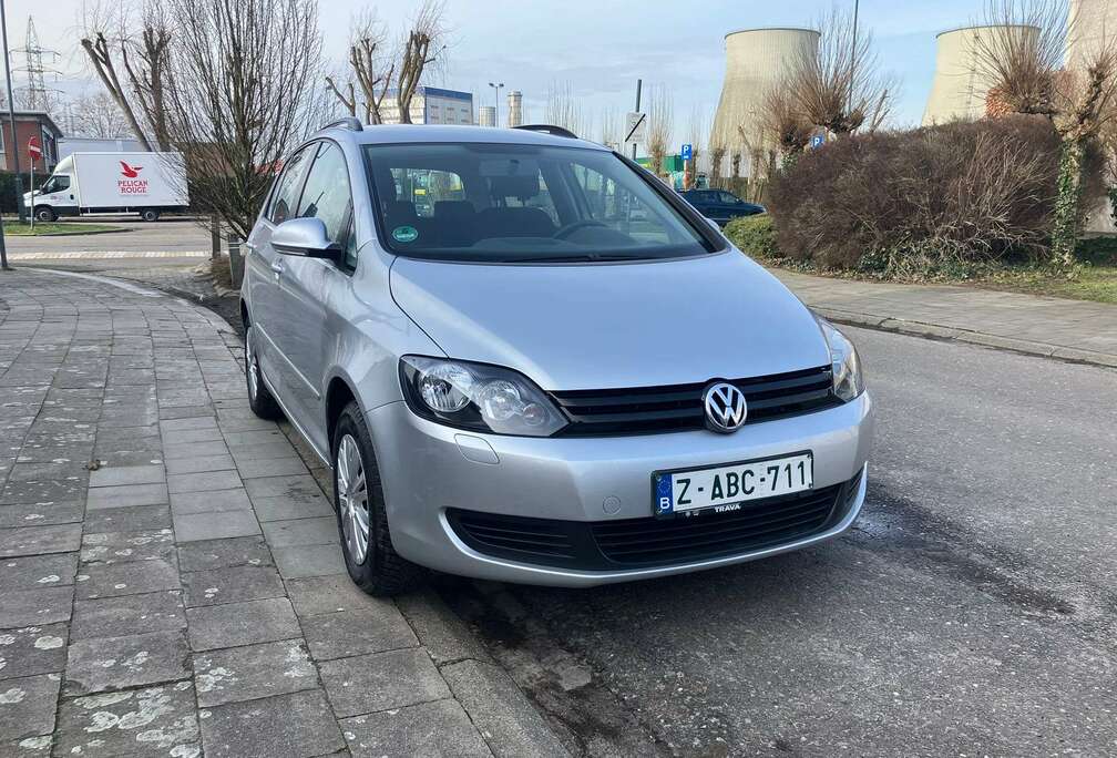 Volkswagen 6. 1.4i - Airco - Trekhaak - Nieuw Distributieriem