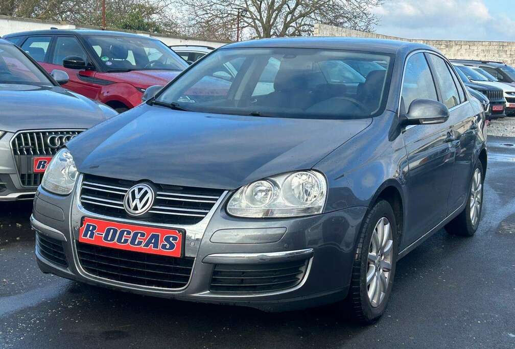 Volkswagen Jetta 1.6 TDi Comfortline NAVIGATION CLIM AUTO