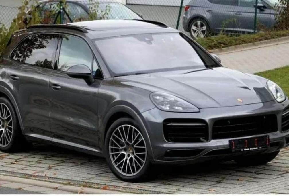 Porsche 2.9 Bi-Turbo V6 S Tiptronic