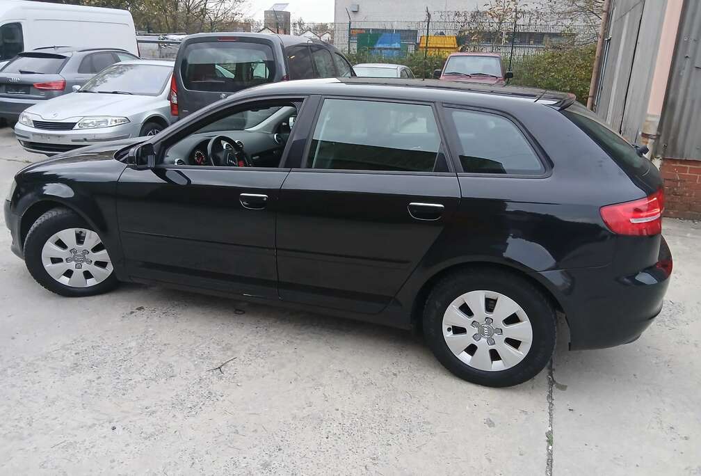 Audi A3 Sportback 1.6 TDi Ambiente Start/Stop DPF