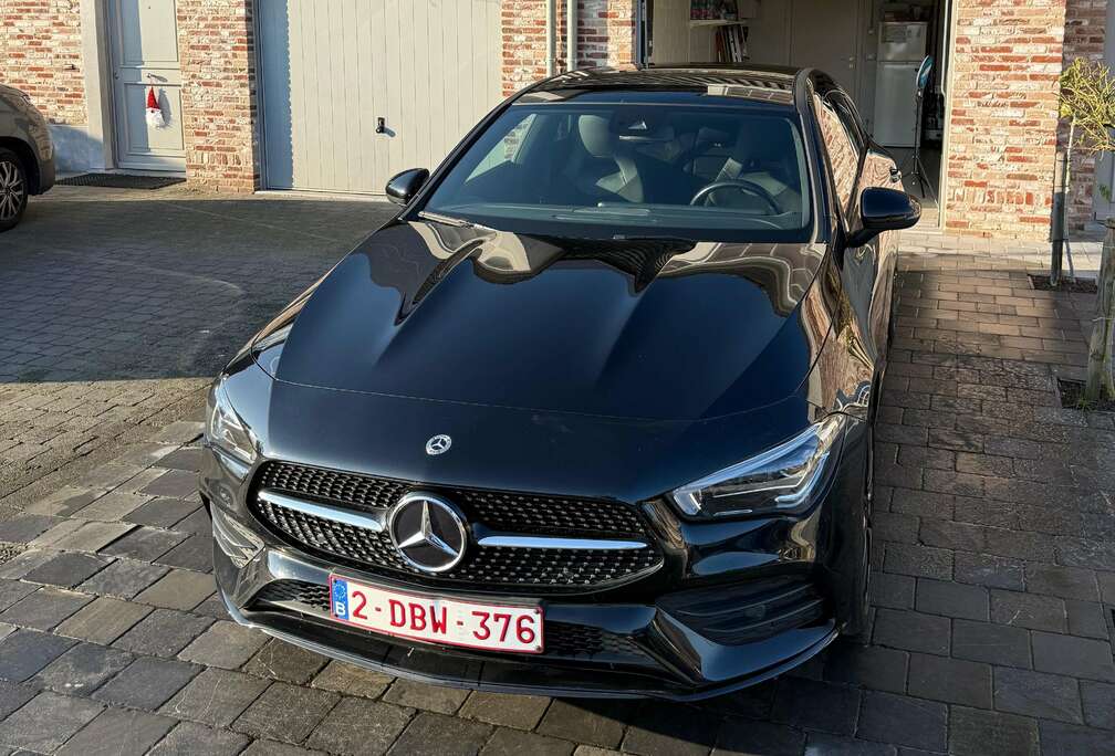 Mercedes-Benz CLA 250 e Shooting Brake 8G-DCT AMG Line