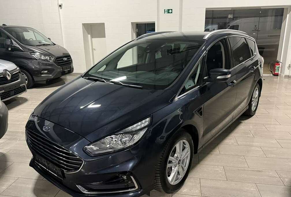 Ford Titanium 2.0 TDCI 150Pk