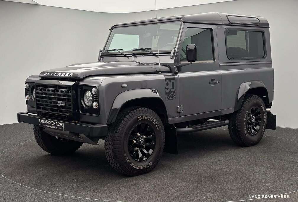 Land Rover 90