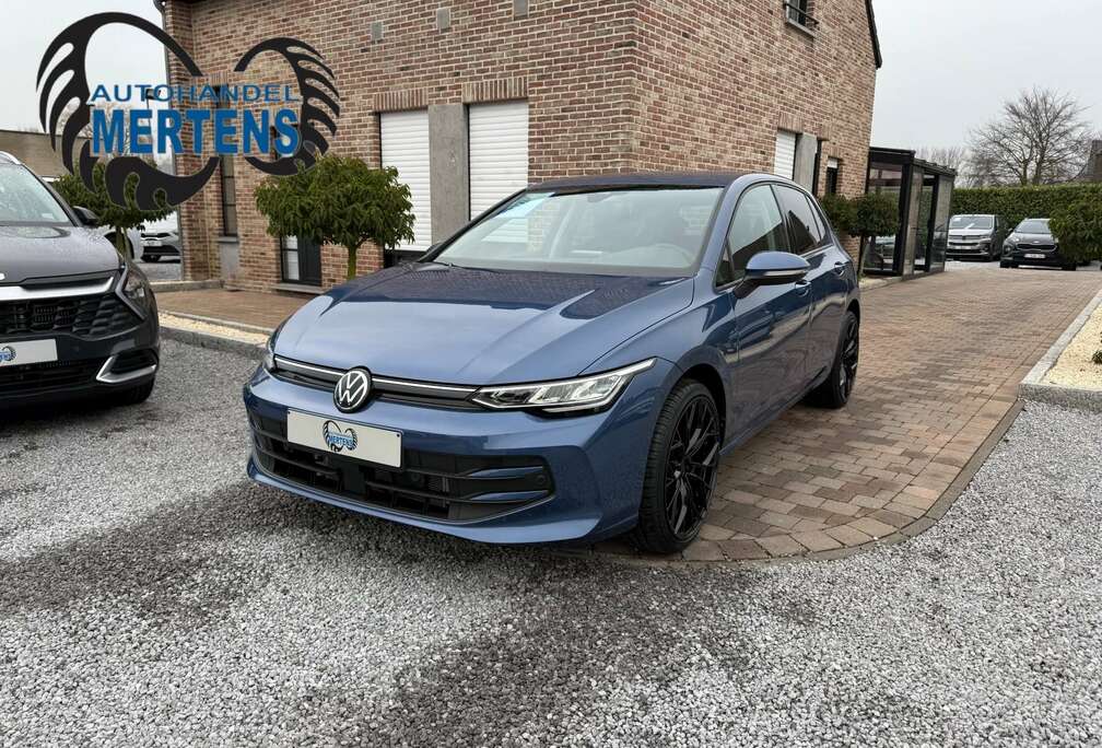 Volkswagen VIII 1.5 TSI 115PK FACELIFT ACC AR/CAM NIEUW 0KM