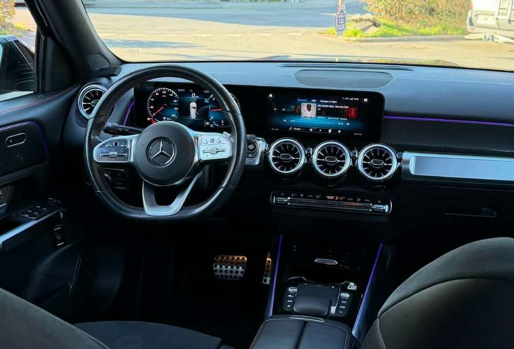 Mercedes-Benz D
