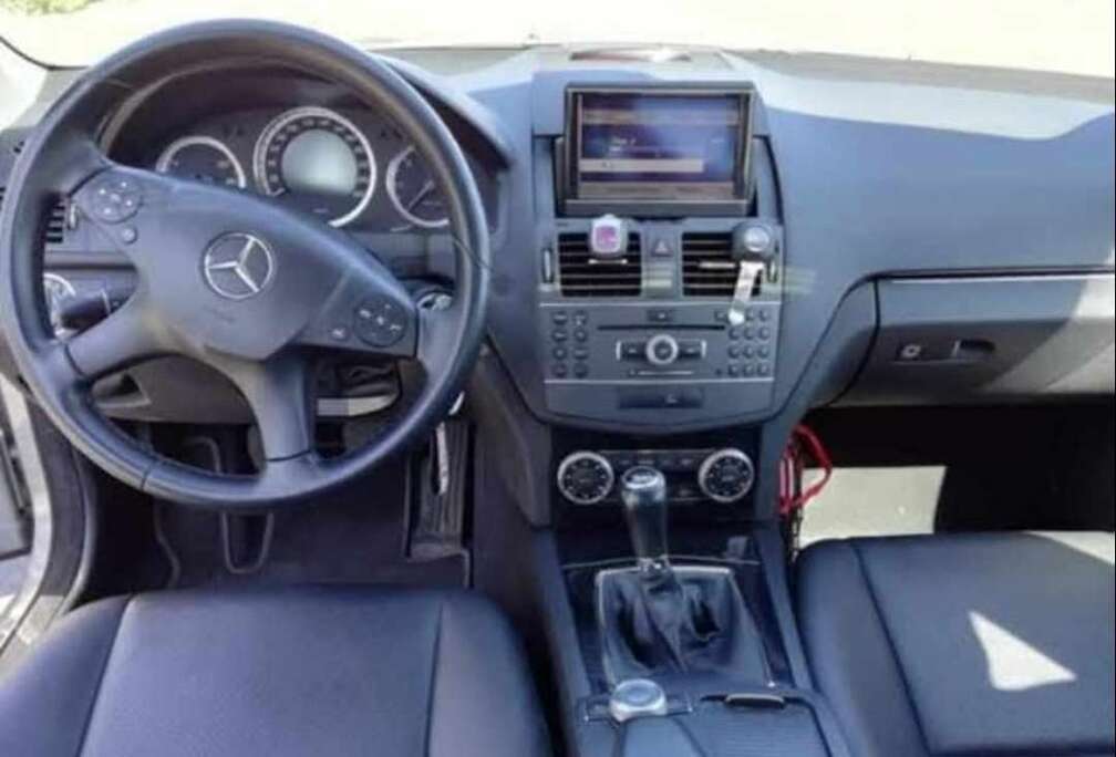 Mercedes-Benz C 200 CDI BlueEFFICIENCY Elegance