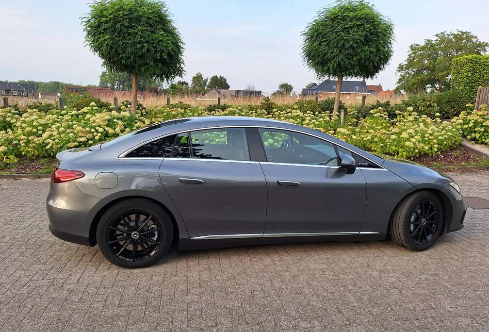 Mercedes-Benz EQE 300 AMG Line