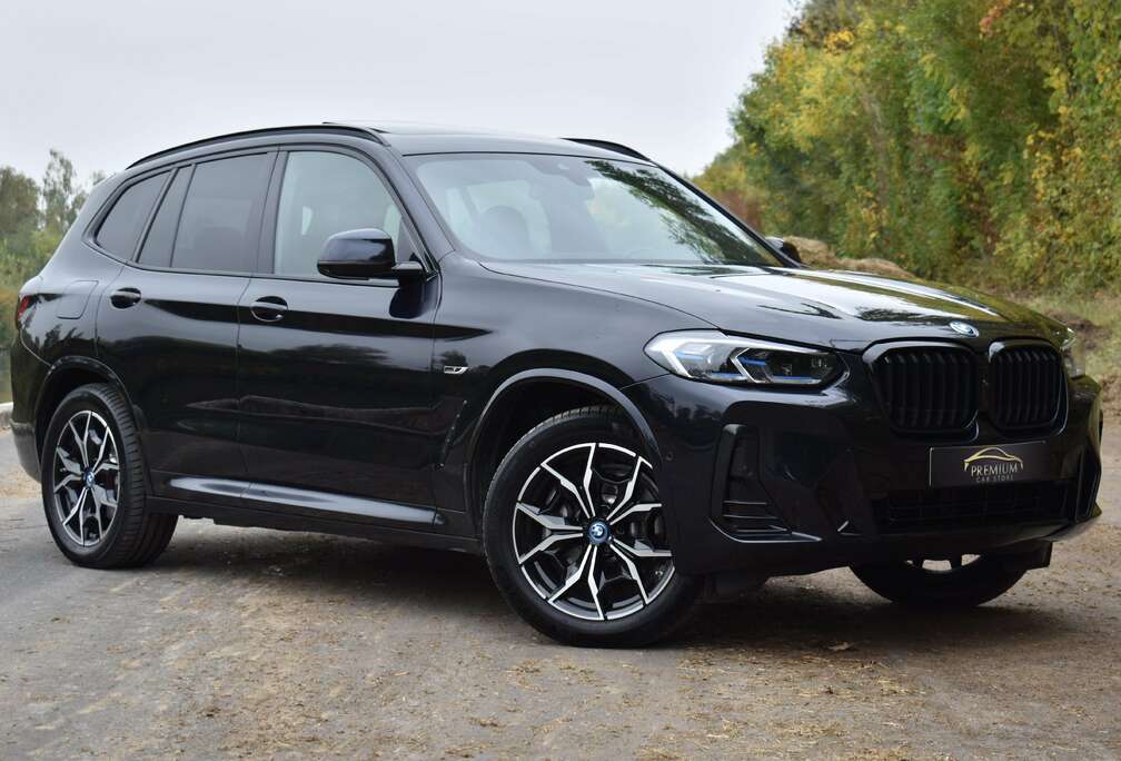 BMW 30eXDRIVE M-SPORT CARBONSCHWARZPANOLASER360