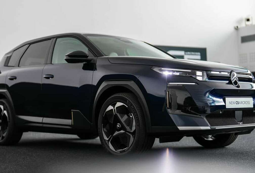 Citroen C5 Aircross 1.2 MHEV Max ë-DSC6