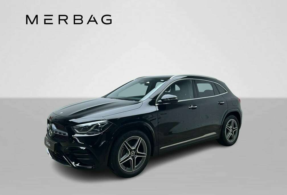 Mercedes-Benz GLA 200 AMG-Line Multi+Ambi+Kamera+Distr+AHK Navi