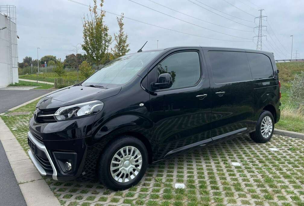 Toyota Proace 2.0 D-4D Medium Comfort (2D) S/S (EU6.3)