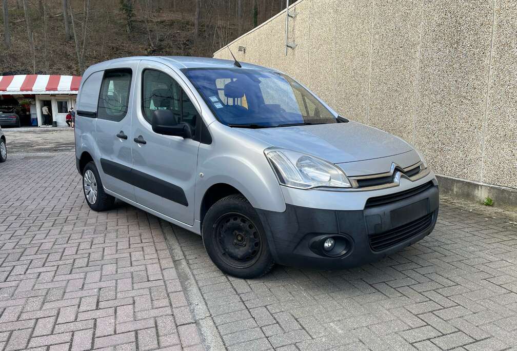 Citroen Berlingo utilitaire 5 porte roulette grip control