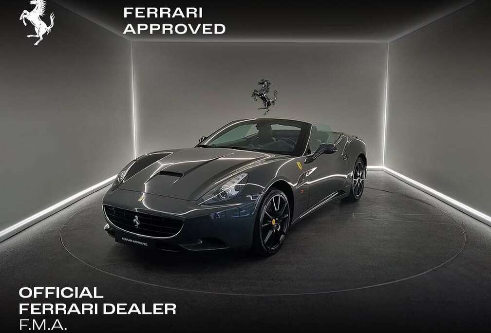Ferrari Grigio Scuro/Mint condition / 2y Ferrari Approved