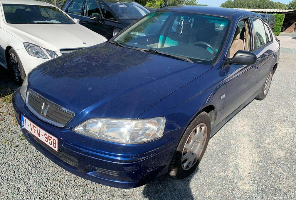 Honda 1.8i 16v LS AC**export