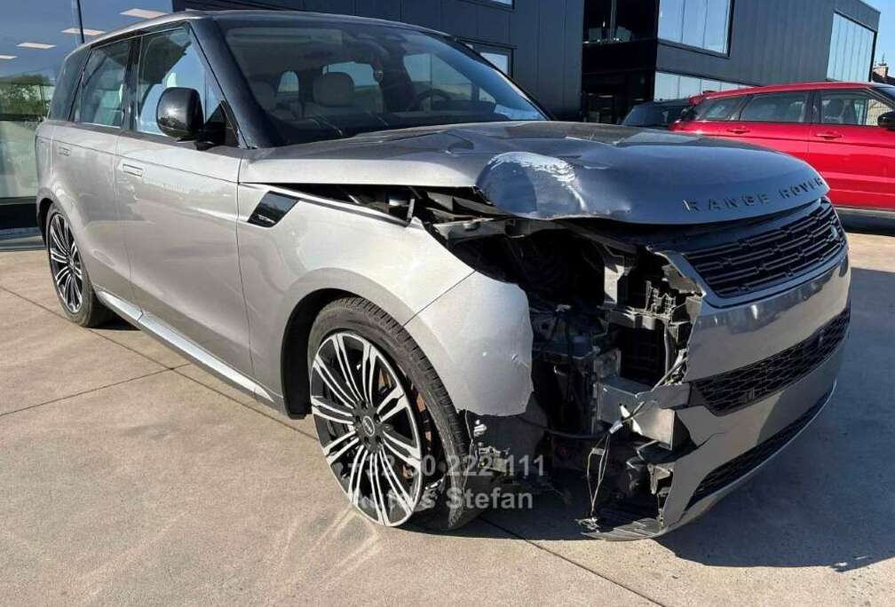 Land Rover 3.0 D300 MHEV Dynamic SE